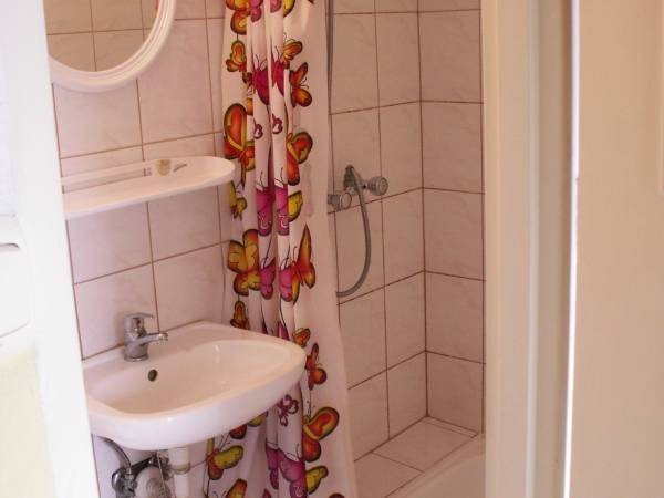 Łazienka na piętrze.