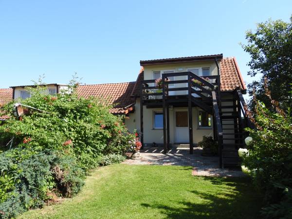 wejście z tarasem do pokoju nr 6 2 osobowego / na parterze świetlica/