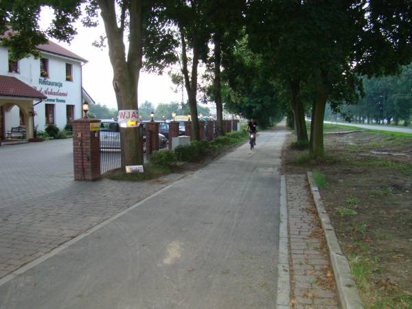 Droga rowerowa w stronę Szczecina.