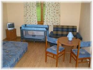 Pokój z łóżeczkiem dla dziecka