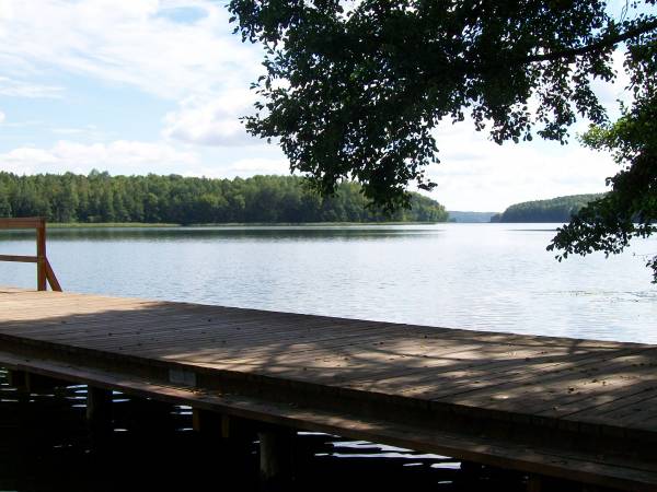 Jezioro Narie oraz pomost