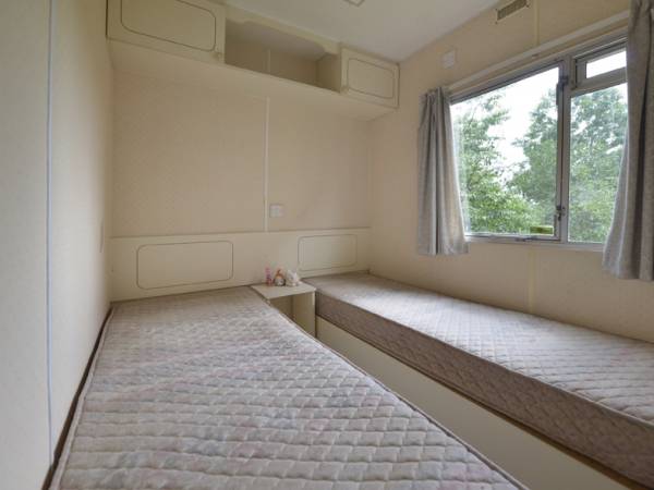 Dwa pokoje dwu osobowe z bardzo wygodnymi materacami.