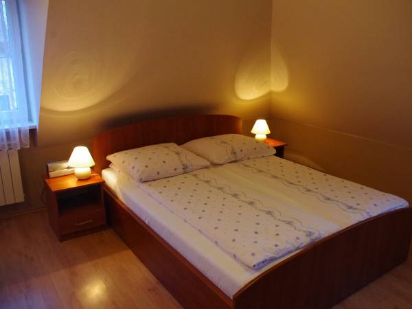 Pokój 2-osobowy z łóżkiem małżeńskim