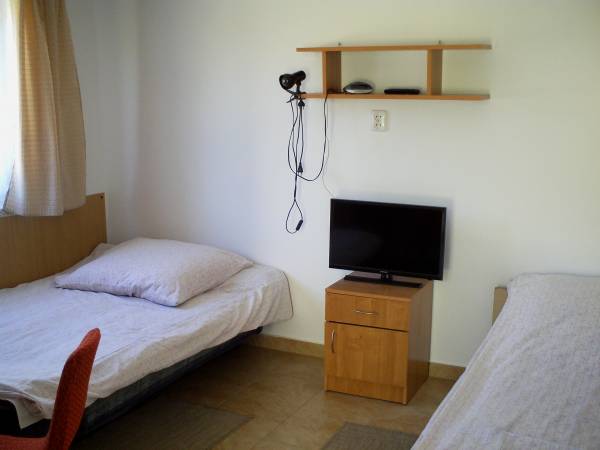 Pokoje 5 i 6 dla 2-3 osób w zielonym domku