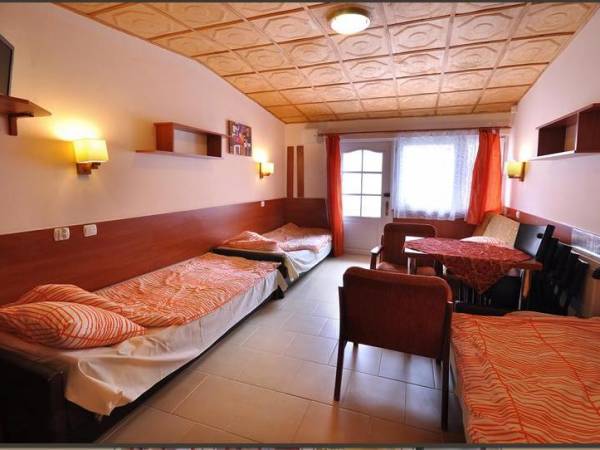 Domki I Pokoje Omega