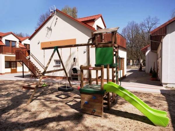 Domki Omega, plac zabaw