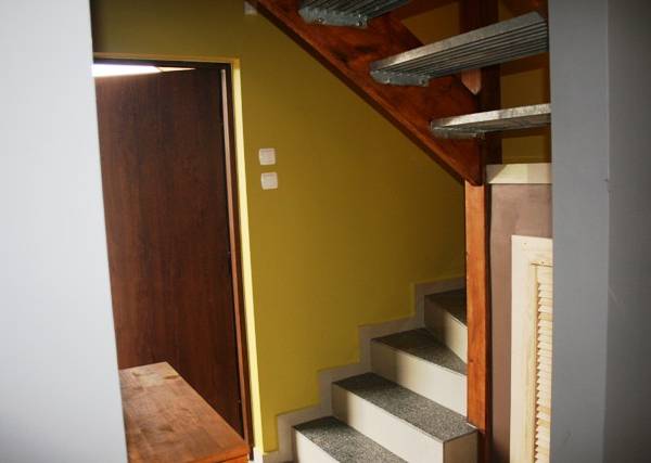 Wejście do domu i klatka