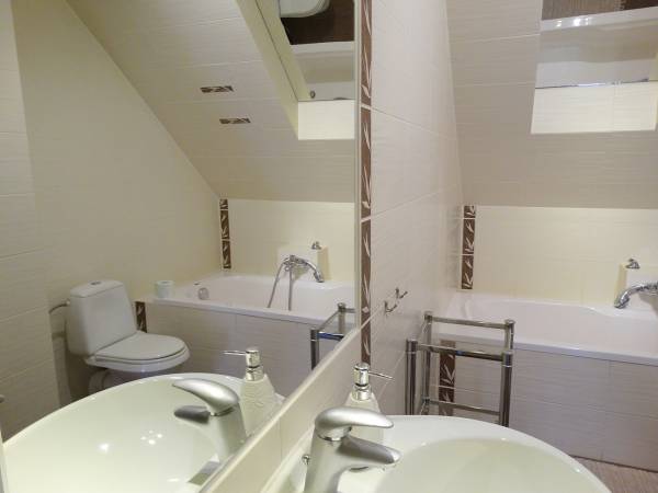 Pokoje Gościnne Bożena Łomnicka