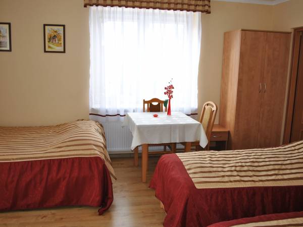 Krasnobród.
Pokój rodzinny połączony z kuchnią do wyłącznej dyspozycji.