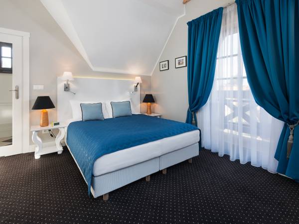 Hallerowka Resort - Władysławowo - sypialnia z łazienką