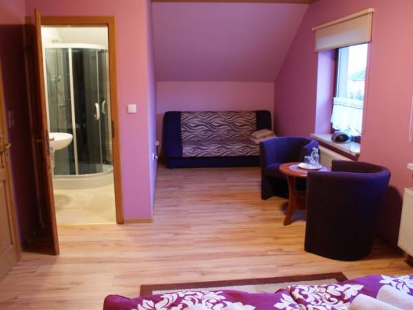 łóżko małżeńskie + rozkładane kanapa