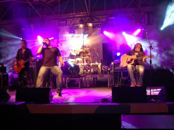 Rok rocznie podczas Dni Lubasza które przyciągają ogromną publikę występują znane w całej Polsce gwiazdy. Na deskach Amfiteatru wystąpili między innymi: Kukiz i Piersi, Sumptuastic, Boys, Dżem, Bracia, Ira, Hey, Małgorzata Ostrowska, Łzy, i wiele innych.