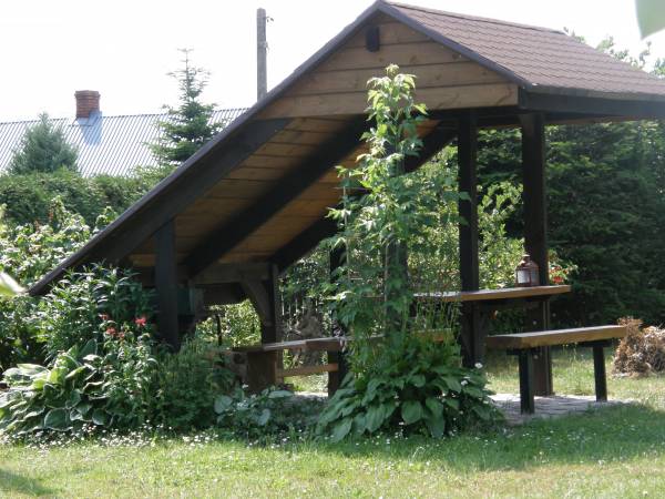 wiata przed domkiem