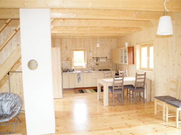 salon z aneksem kuchennym