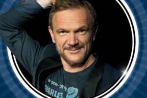 Stand-up Cezarego Pazury w Auli Dużej WSFiZ w Białymstoku