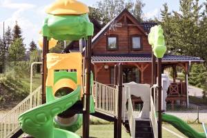 Domki nad jeziorem Ołów z własnym stawem 