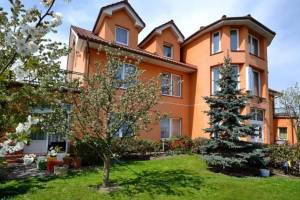 Kwatery Prywatne Saturn