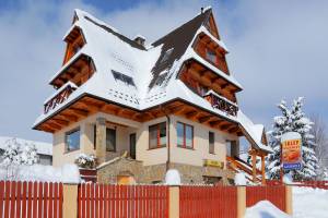 POKOJE GOŚCINNE POD GIEWONTEM 