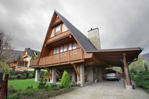 Duży drewniany stylowy Dom w Szczyrku