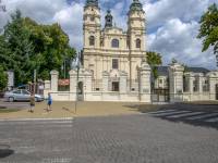 Kościół parafialny p.w. św. Ludwika i Klasztor Paulinów