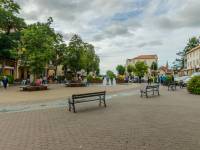 Plac Wolności w Mikołajkach