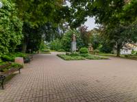 Pomnik Jana Pawła II w Mrągowie