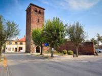 Miejskie mury obronne w Byczynie