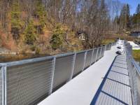 Kładka dla pieszych nad Jeziorem Bystrzyckim