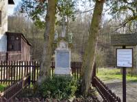 Tajemnicza Kapliczka w Pstrążnej