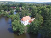 Kościółek na wodzie - kościół p.w. św. Jana Nepomucena