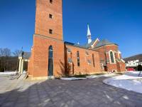 Kościół p.w. Matki Bożej Królowej Polski w Ustrzykach Dolnych