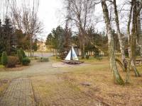 Foto ławeczka w Dźwirzynie 