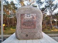 Pomnik zaślubin Polski z morzem w Mrzeżynie