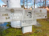 Pomnik rakiety V2 w Sarnakach