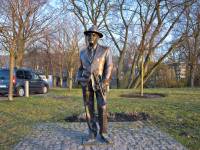 Pomnik Jana Machulskiego w Międzyzdrojach