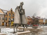 Rynek i ratusz w Nowym Targu