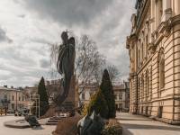 Pomnik Jana Pawła II w Nowym Sączu