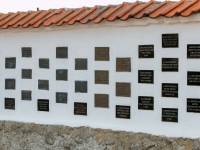 Miejsce pamięci na cmentarzu w Drohiczynie