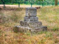  Cmentarz wojenny w Młodziejowie