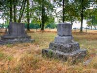  Cmentarz wojenny w Młodziejowie