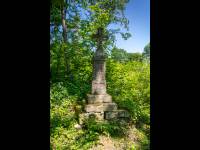 Monasterz - ruiny klasztoru bazylianów na Roztoczu 