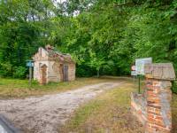 Zespół dworsko-parkowy w Świerżach