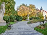 Galeria pomników kompozytorów i wirtuozów w Parku Jana Kochanowskiego