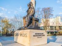 Pomnik Henryka Sienkiewicza w Kielcach