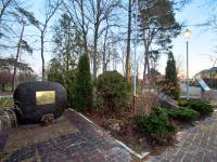 Pomnik Pamięci 1 Batalionu Szturmowego Spadochroniarzy w Dziwnowie