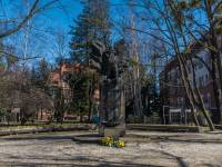 Skwer Ks. Władysława Szymańskiego w Sopocie 