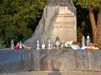 Pomnik ks. Jerzego Popiełuszki w Toruniu