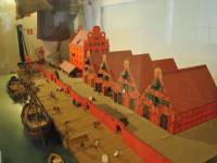 Żuraw i Skład Kolonialny