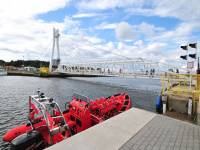 Kładka obrotowa w porcie morskim w Ustce