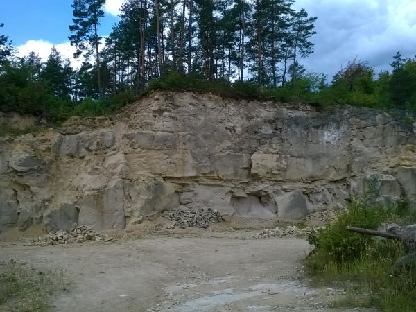 Baszta i kamieniołomy w Józefowie